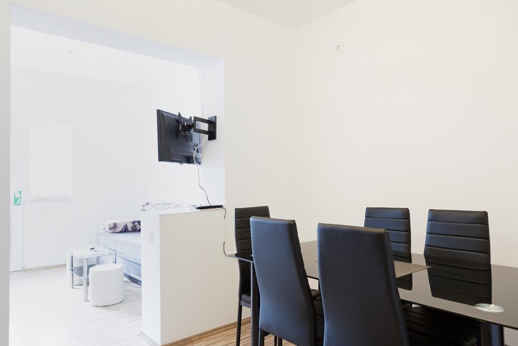 Apartment & Room Toma Smoljanac Eksteriør bilde